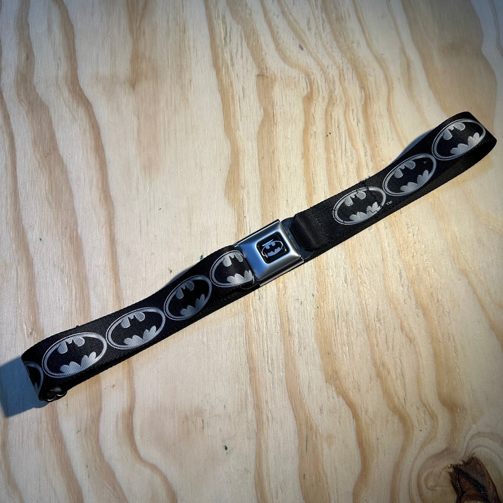 Buckle-Down Batman Seatbelt Belt Black Silver Logo Adjustable DC Comics